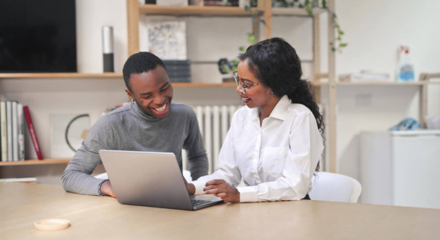 couple-black-guys-work-modern-office (1)